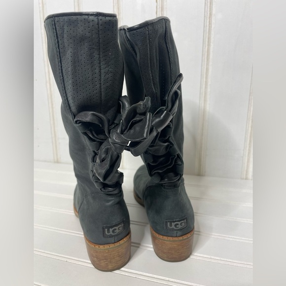 UGG Cary Lace-Up Back Genuine Sheepskin Boot Grey Size 8.5 - Picture 6 of 10